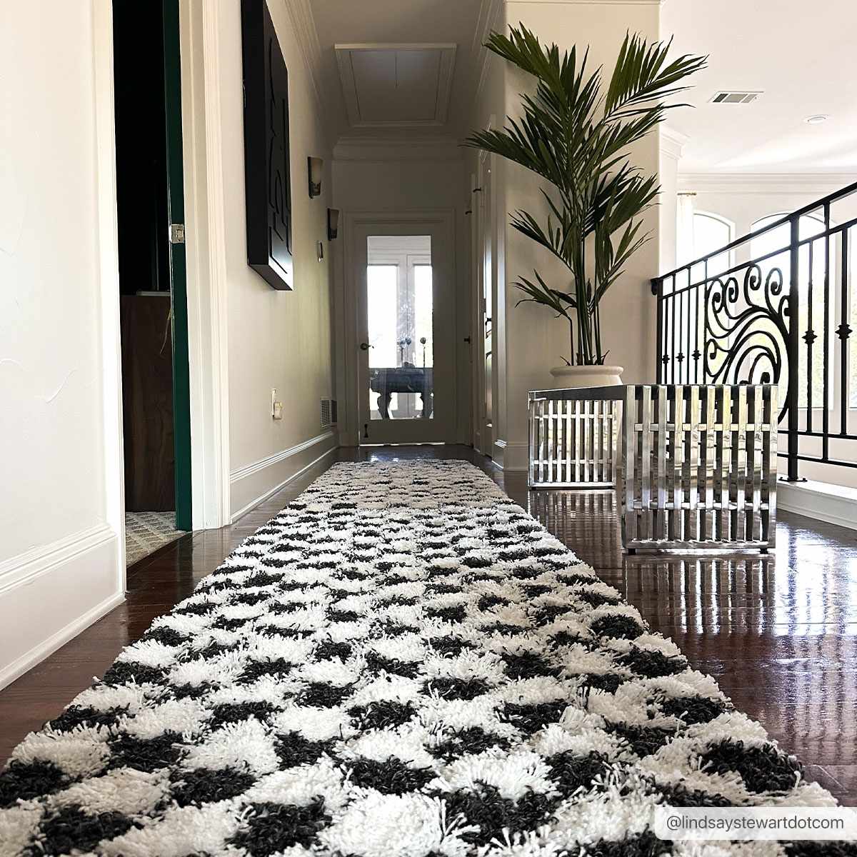 ChessFloor™ – Bold Checkered Area Rug